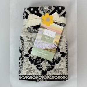 Peri Home 2 piece Fingertip Towels Black Beige